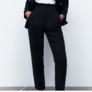 NEW WITH TAGS Zara Pintuck Pants!